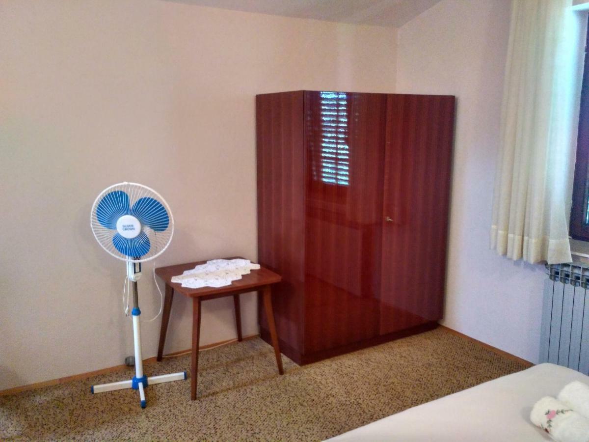 Apartmani Tonica Sukošan エクステリア 写真